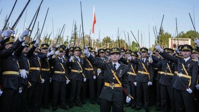 MSB'den "teğmenlerin kılıçlı yemini" hakkında açıklama: Mesele disiplinsizlik