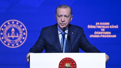 'Fedakar öğretmenlerimizin Öğretmenler Günü'nü kutluyorum'