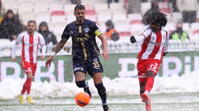 Sivasspor - Kasımpaşa maçında gol sesi çıkmadı