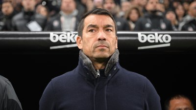 Giovanni van Bronckhorst: İyi performans göstermiyoruz