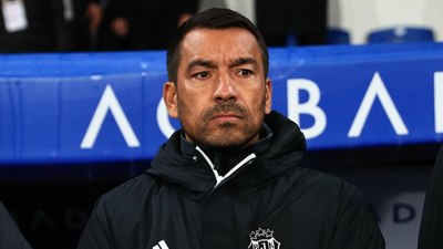 Giovanni van Bronckhorst için karar: Gönderiliyor mu