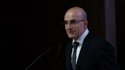 Mehmet Şimşek: Dezenflasyon süreci enflasyon beklentilerini olumlu etkiliyor