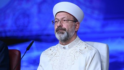 Ali Erbaş: Sahih dini bilgileri içeren 'yapay zeka chatbotlar' geliştirilmelidir