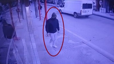 Bursa'da maskeli sahte polis, gerçek polislere yakalandı