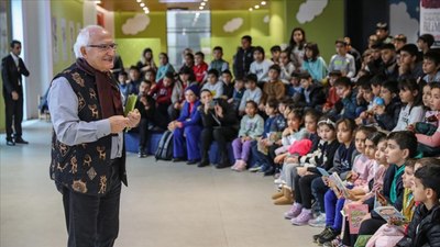 Masal Dede'nin etkileyici sözleri Diyarbakır'da 1500 kişiye ulaştı