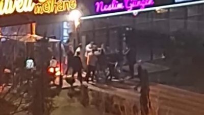 Eskişehir'de gece kulübü önünde kavga