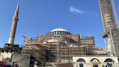 Ayasofya'da restorasyon: Niteliksiz sıvalardan arındırılacak