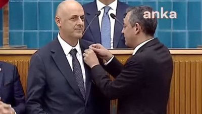 Ümit Özlale, CHP'ye katıldı