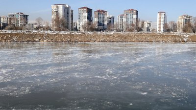 Türkiye'nin en soğuk yeri eksi 23 dereceyle Altınyayla oldu