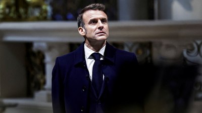 Macron, 3 aylık hükümetin düşmeyeceğini düşünüyor