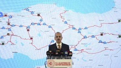 Bakan Abdulkadir Uraloğlu açıkladı: Demir yollarında yapay zeka dönemi