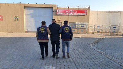 Gaziantep'te hakkında kesinleşmiş hapis cezası bulunan şahıs operasyonla yakalandı