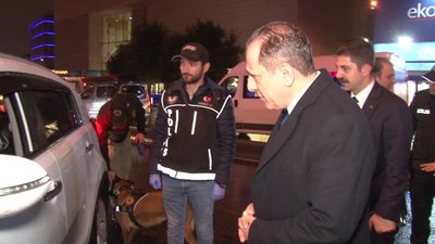 İstanbul Emniyet Müdürü Yıldız, Taksim’de denetime katıldı