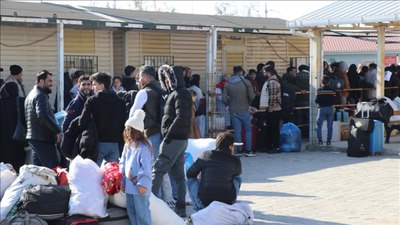 Çok sayıda Avrupa ülkesi Suriyelilerin iltica başvurularını askıya aldı