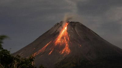 Filipinler'deki yanardağ patlamasının ardından yaklaşık 87 bin kişi tahliye ediliyor