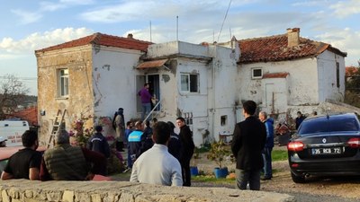 İzmir'de sobadan zehirlenen yaşlı çift hayatını kaybetti