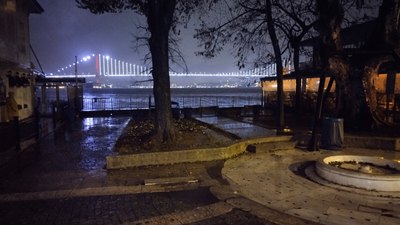 İstanbul'da sağanak yağış gece saatlerinde de etkisini sürdürüyor