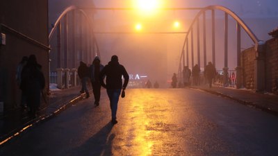 Bayburt'ta yoğun sis güzel manzaralar oluşturdu