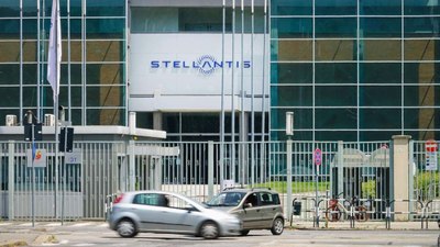 Stellantis ve CATL, İspanya'da 4,1 milyar euroluk batarya fabrikası kuracak
