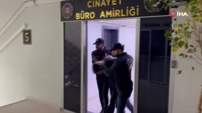 İzmir'de arkadaşını bıçaklayarak öldüren zanlı tutuklandı