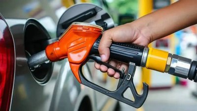 Benzine zam geldi! Akaryakıtta tabela değişti: İşte, 14 Aralık güncel akaryakıt fiyatları