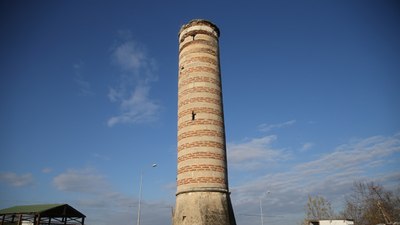 Edirne'de minaresinin yarısı ayakta duran Şeyh Şüceaddin Camisi restore ediliyor