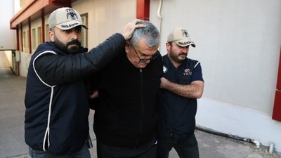 FETÖ firarisi mesleğinden ihraç edilen emniyet müdürü, Adana'da yakalandı