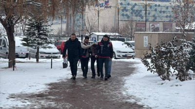 Sivas'ta annesini boğan abisini de vuran şahıs tutuklandı