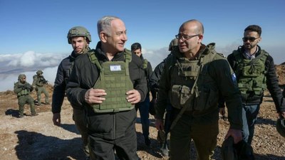 İsrail Başbakanı Netanyahu Suriye'de işgal ettiği Hermon Dağı'nda