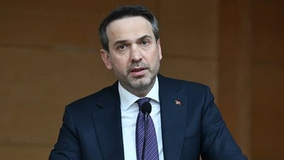 Alparslan Bayraktar: ABD, Gazprombank yaptırımında Türkiye'ye muafiyet tanıdı