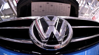 Volkswagen, Almanya’da 35 bin kişiyi işten çıkaracak