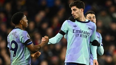 Arsenal, Crystal Palace'ı bozguna uğrattı