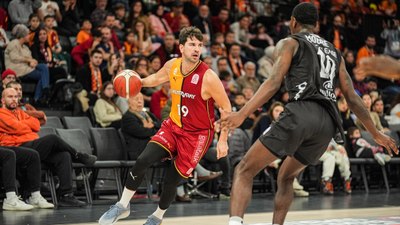 Galatasaray, Darüşşafaka'yı rahat yendi