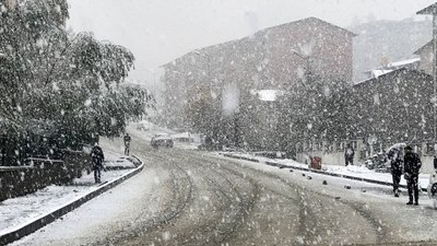 Bingöl'de kar yağışı: Eğitime 1 gün ara verildi