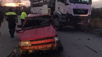 Samsun’da 9 yaşındaki çocuğun kullandığı otomobille kamyon çarpıştı