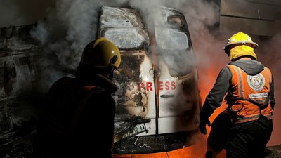 İsrail ordusu basın aracına saldırdı: 5 gazeteci öldü