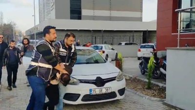 İzmir'de bisikletli sapık genç kadını taciz etti