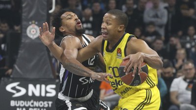 Fenerbahçe, Partizan'a da yenildi