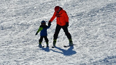 Sarıkamış Kayak Merkezi'nde kayak sezonu başladı