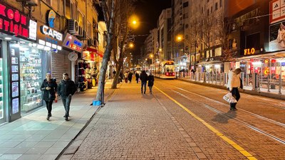 Eskişehir'de kent merkezi boş kaldı