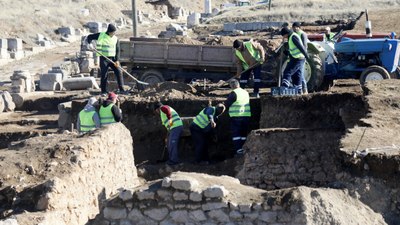 1 yılda 40 bin Hristiyan, hacı olmak için Yalvaç'a geldi