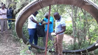 Kenya'ya devasa uzay enkazı düştü