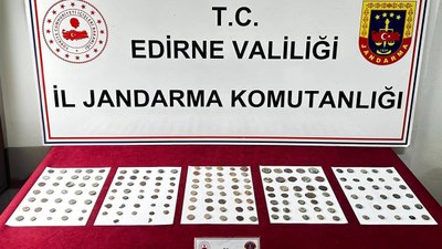 Edirne'de yolcu üzerinde 177 sikke ele geçirildi