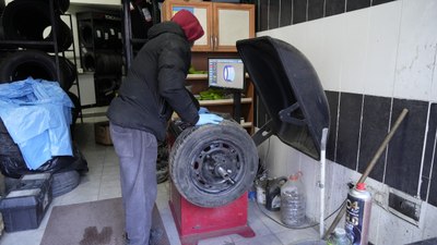 Gümüşhaneli esnaf gelirinin yarısını Gazze ve Lübnan'a gönderiyor