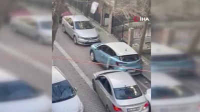 İstanbul Avcılar'da 17 yaşındaki ehliyetsiz sürücü 8 araca birden çarptı