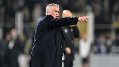 Jose Mourinho: Puan farkı oynanan futboldan mı kaynaklı?