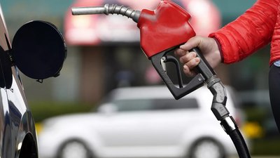 Benzine zam geldi