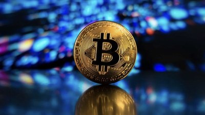 Bitcoin'de 696 milyon dolar buhar oldu