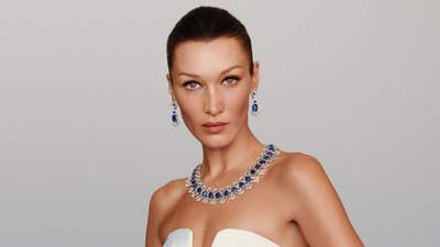 Bella Hadid sarma sardı