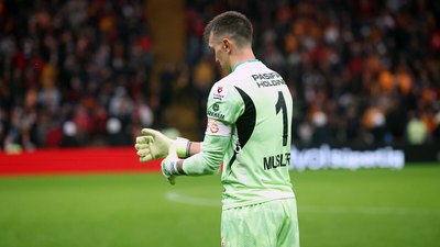 Fernando Muslera'dan Galatasaray'a sözleşme cevabı